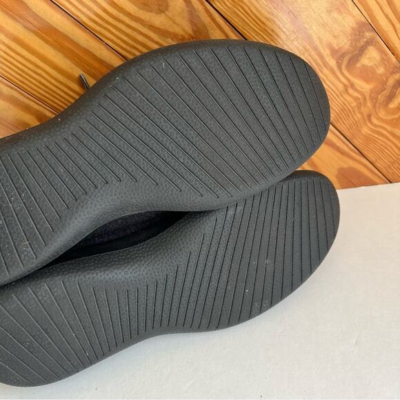 Allbirds Men's The Wool Runner Sneakers in Natural Black - Picture 6 of 8